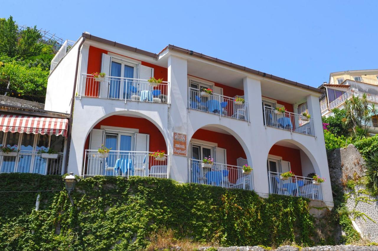 Maison Raphael Minori Phòng bức ảnh